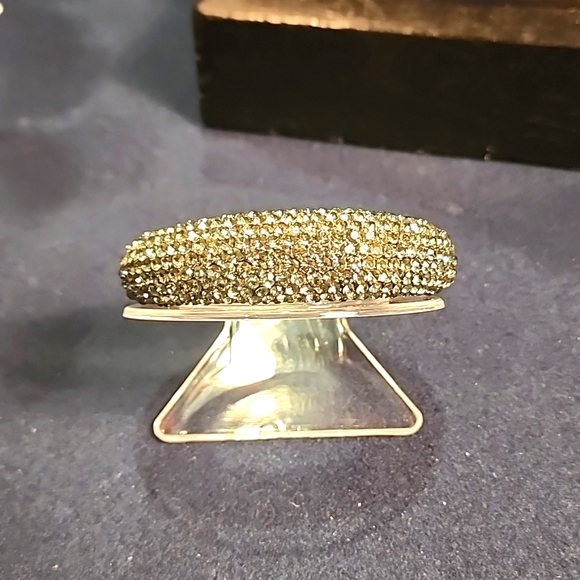 Jewelry - Rhinestone Bracelet EUC